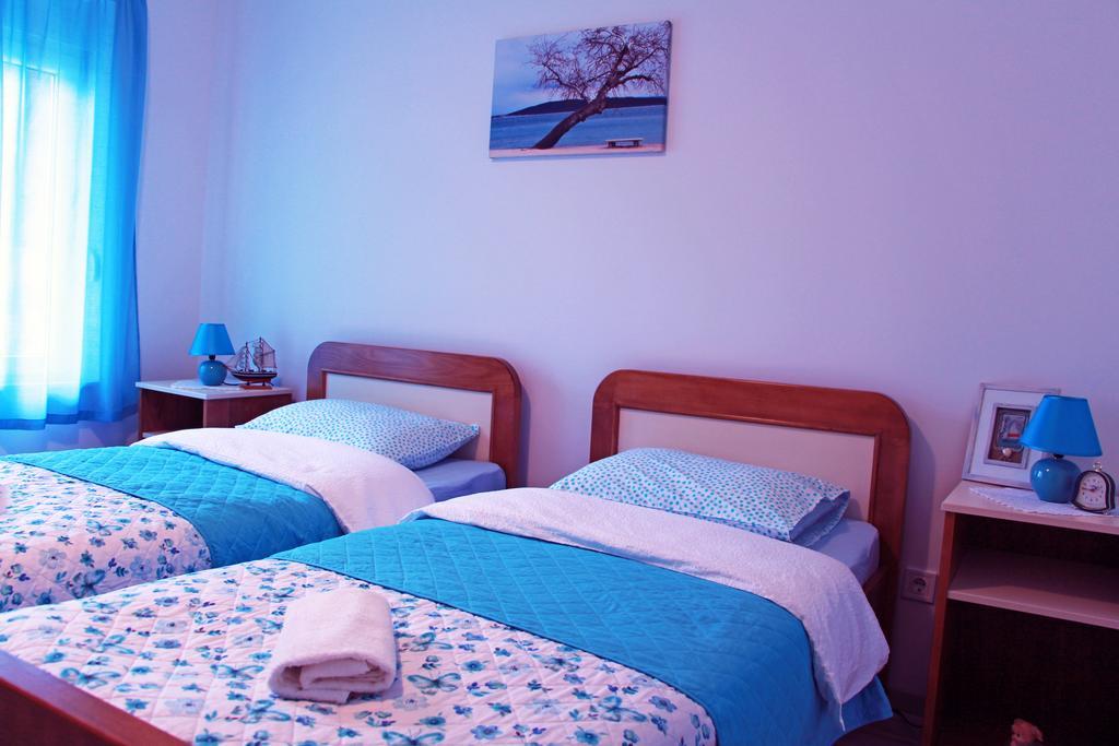 Apartment Ljubica Kastel Gomilica Kaštela Eksteriør bilde